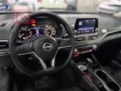 نيسان ألتيما